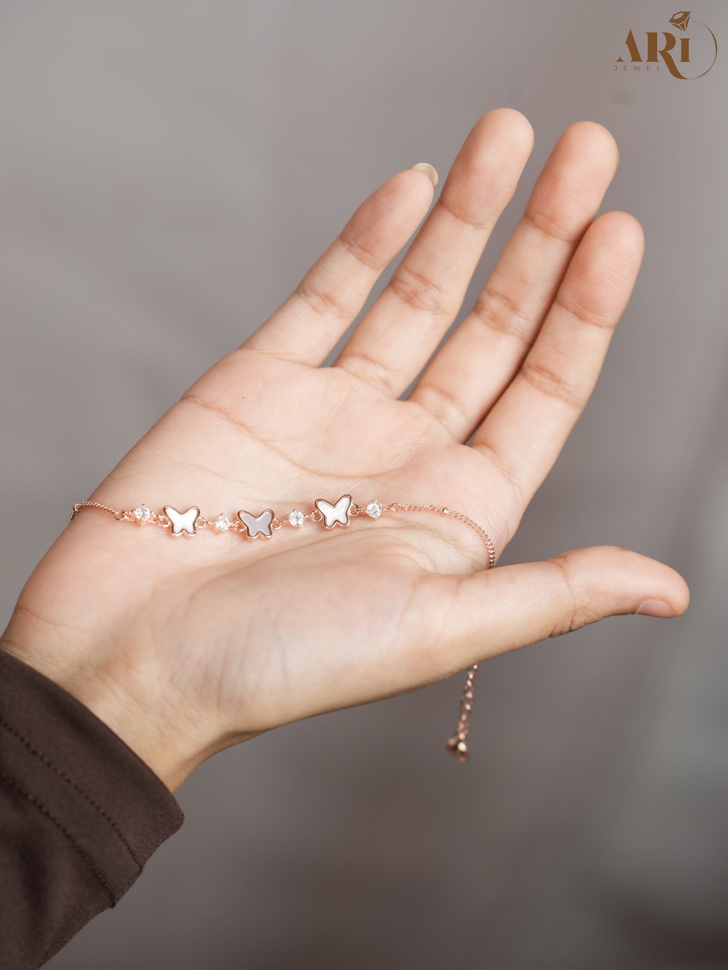 Pearl Butterfly  Rose gold Bracelet (DI28)