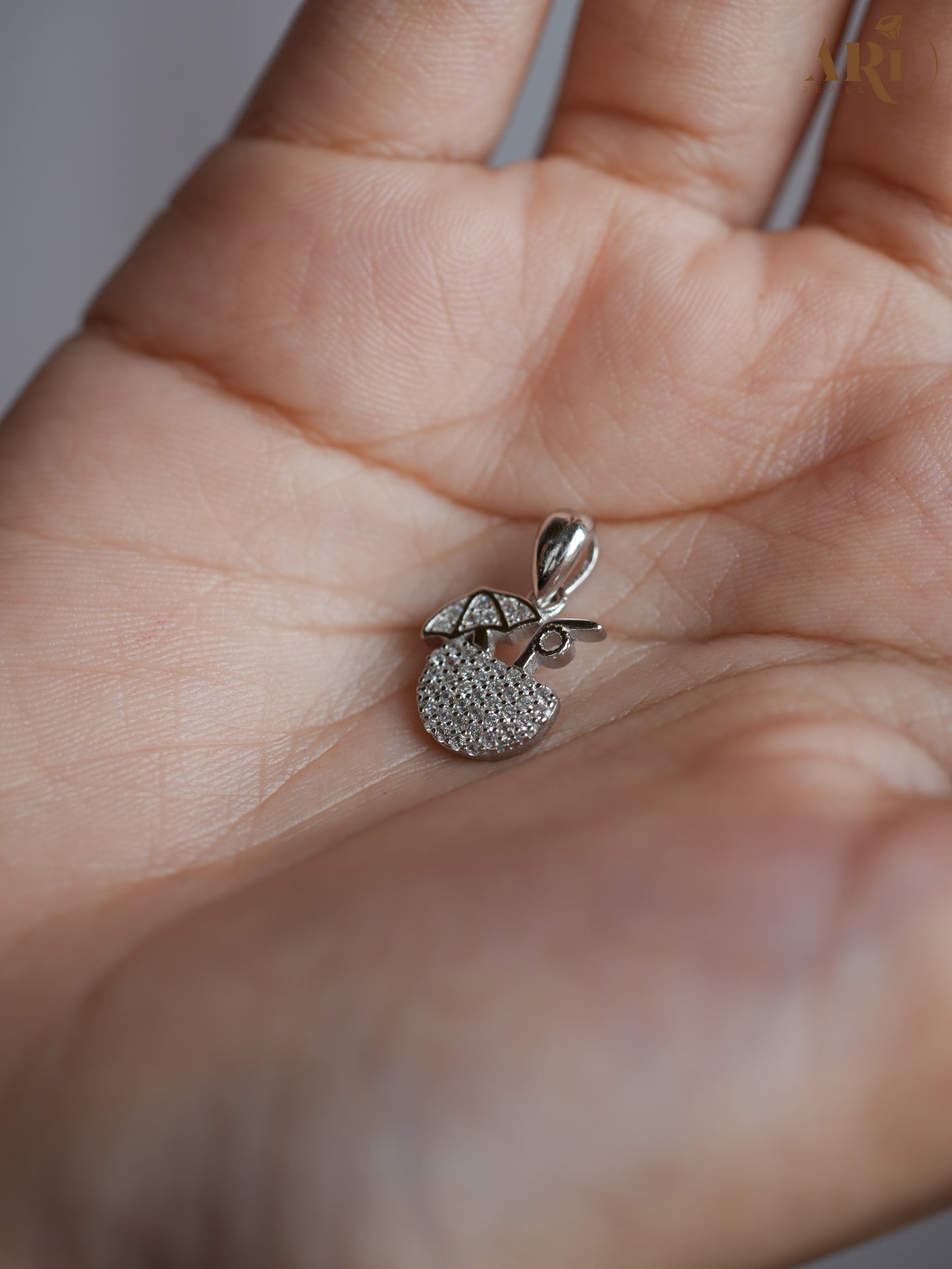 Double Umbrella Pendant (Di8)