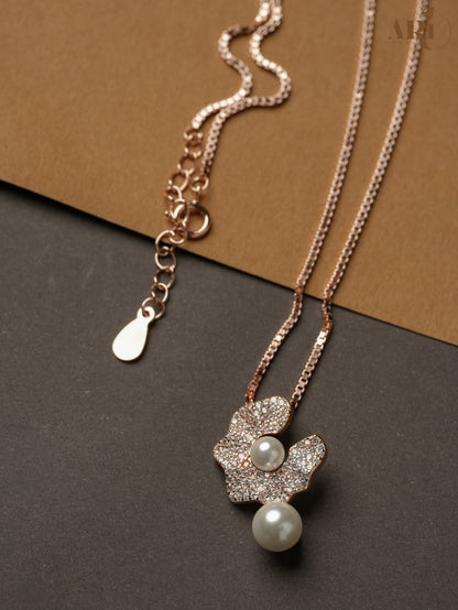 Moti Flower Rosegold Chain Pendant (DI34.4)