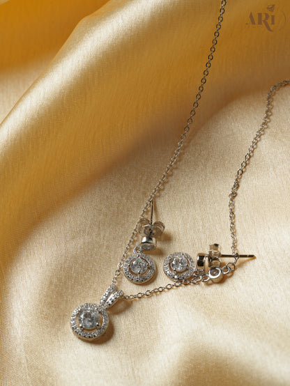 Femme Jam Chain Pendant (DI42.4)